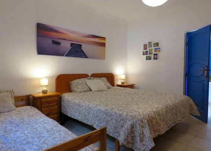 Casa Con Piscina Privada En Cercados De Espino