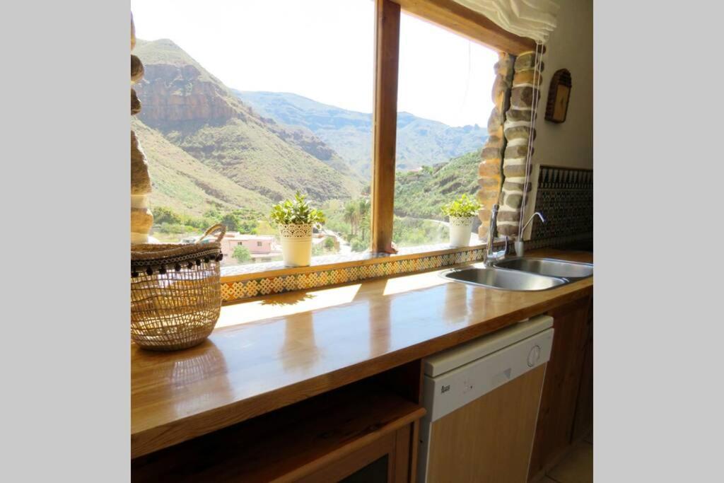 Casa Con Piscina Privada En Cercados De Espino